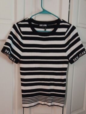 DKNY Striped Black & White Ribbed Knit Top